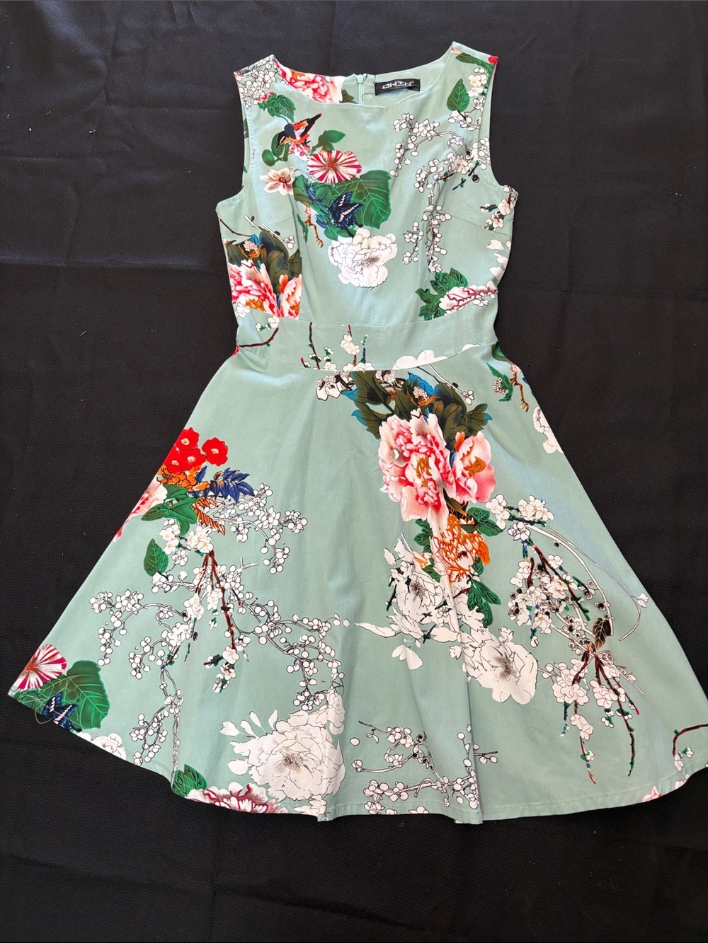 Floral Sleeveless Midi Dress in Sage Green
